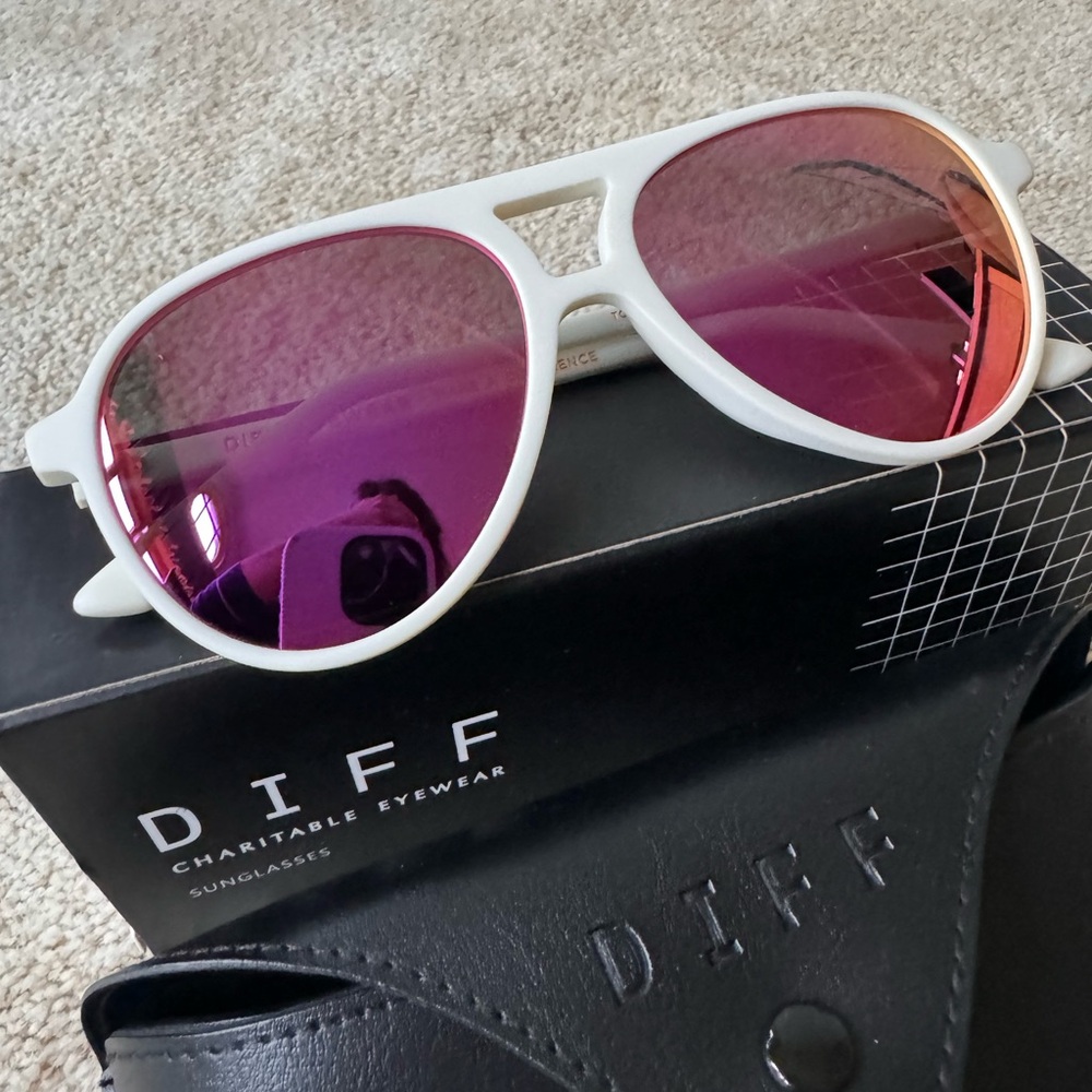 Diff Sunglasses - image 1
